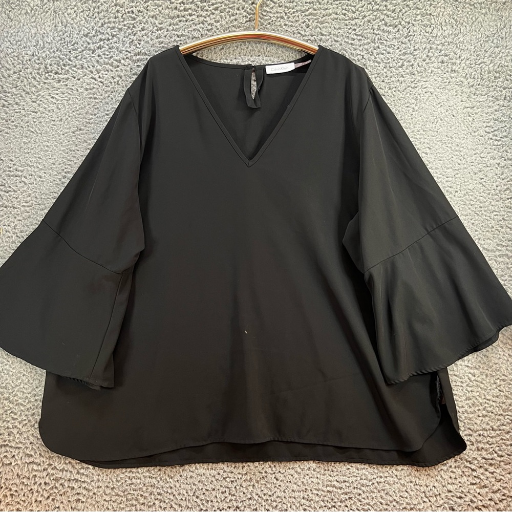 Calvin‎ Klein Blouse 2X 20W-22W Black Bell Sleeve V-Neck Classic Party Slimming